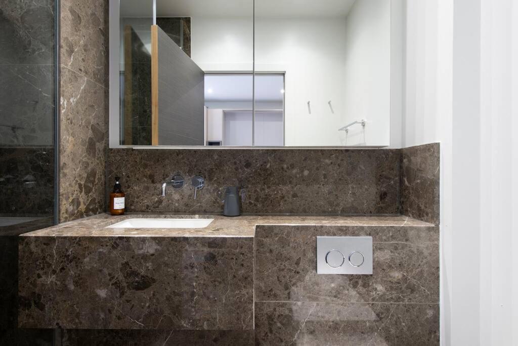 Apartment Designer Chrl F15